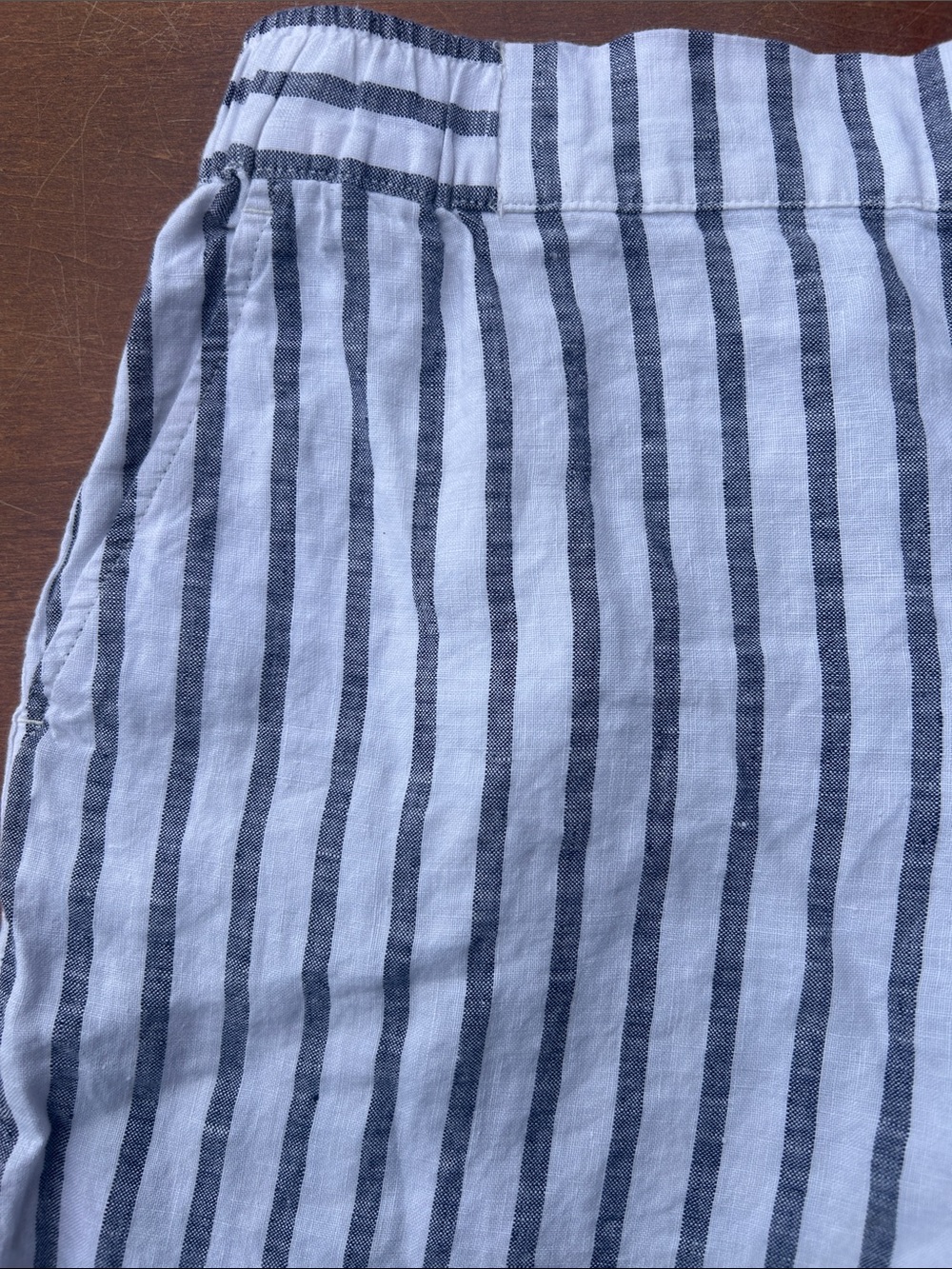 Sigrid Olsen Linen Blue and White Striped Shorts Size Medium mint condition - Picture 3 of 6